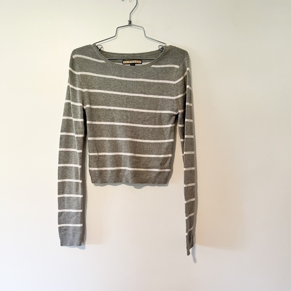 3/$25 Prince & Fox Grey and White Stripe Long Sleeve Shirt sz S/YL - Picture 1 of 6